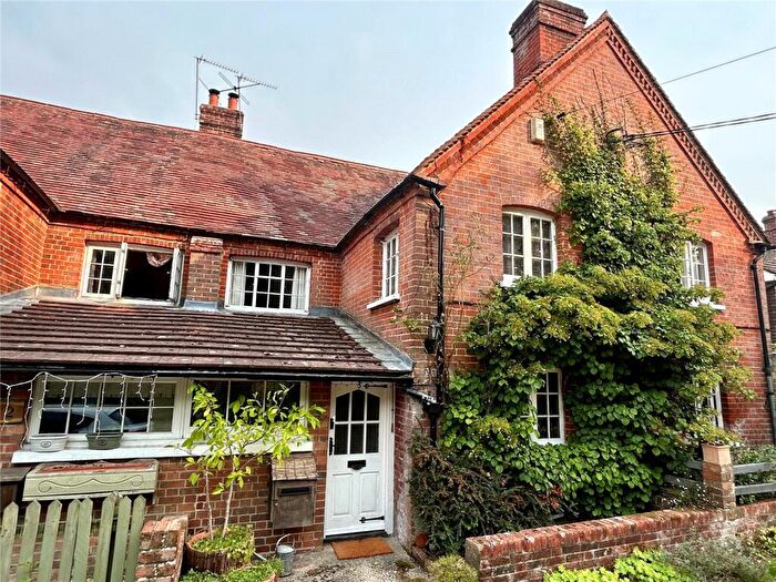 3 Bedroom House For Sale In Reading Road, Padworth Common, Reading, Berkshire, RG7