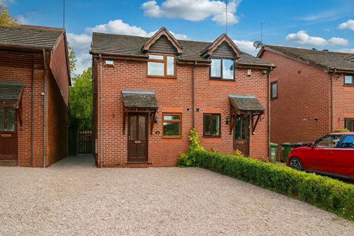 2 Bedroom Semi-Detached House For Sale In Lynwood Drive, Blakedown, Kidderminster, DY10