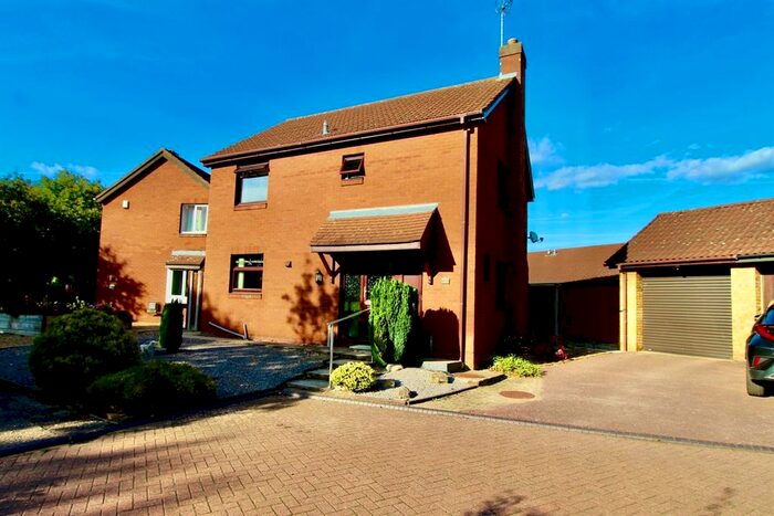 4 Bedroom Detached House To Rent In Abbotts Grove, Werrington, Peterborough, PE4