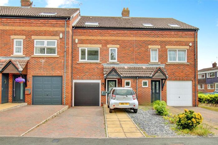 4 Bedroom Terraced House For Sale In Bishops Close, Belmont, Durham, DH1