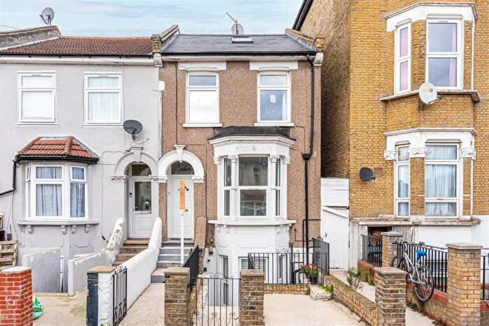 1 Bedroom Flat To Rent In Boleyn Road, London, E7