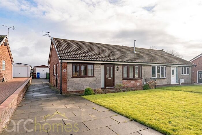 2 Bedroom Semi-Detached Bungalow To Rent In Douglas Street, Atherton, Manchester, M46