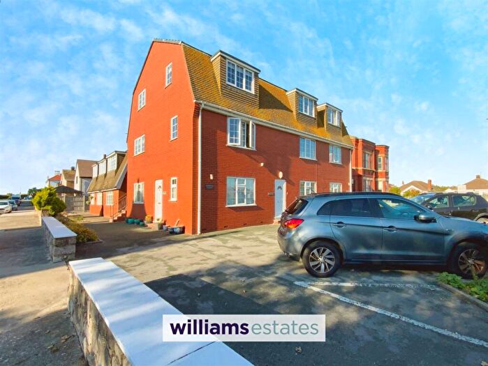 2 Bedroom Flat For Sale In Russell Road, Rhyl, LL18