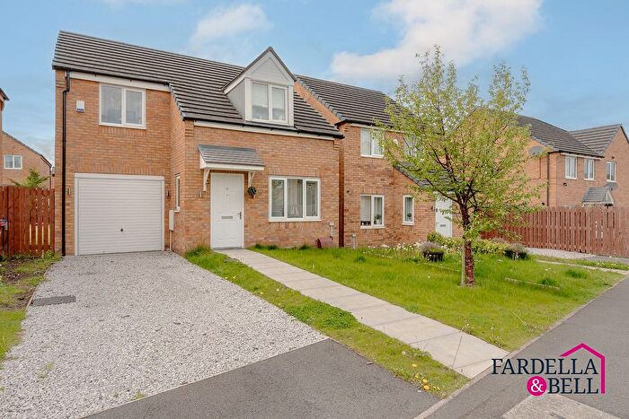 3 Bedroom Detached House For Sale In Holbeck Avenue, Burnley, BB10
