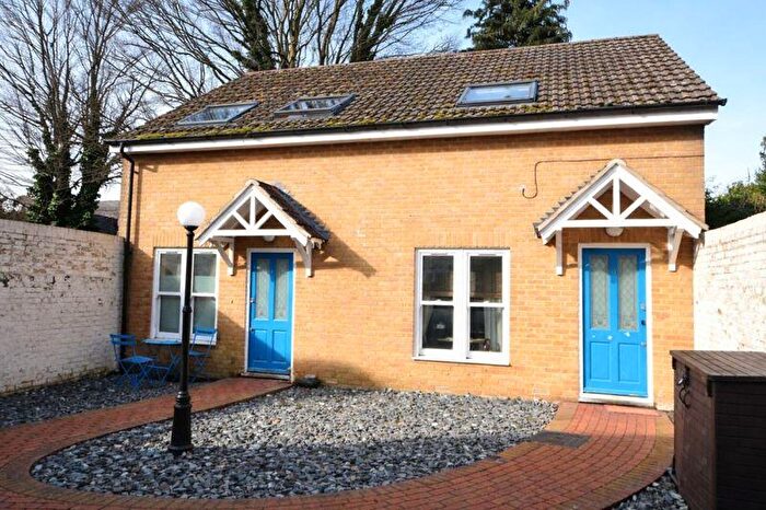 2 Bedroom Maisonette For Sale In Hedley Street, Maidstone, ME14