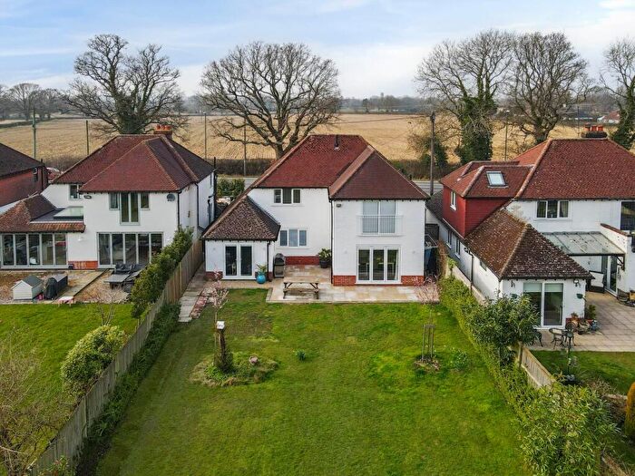 4 Bedroom Detached House For Sale In Worthing Road, Southwater, RH13