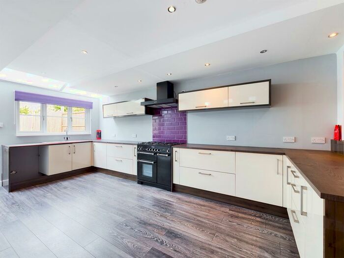 3 Bedroom Terraced House To Rent In Swanwick Road, Leabrooks, DE55