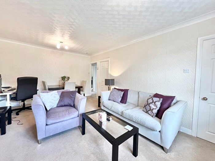 2 Bedroom Bungalow For Sale In Helmsdale Close, Ramsbottom, Bury, Greater Manchester, BL0