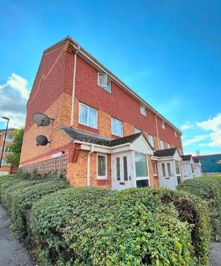 1 Bedroom Maisonette To Rent In Franklin Way, Croydon, London, CR0