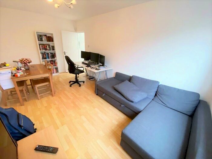 1 Bedroom Apartment To Rent In Bellmore Court, A Canning Road Croydon, CR0