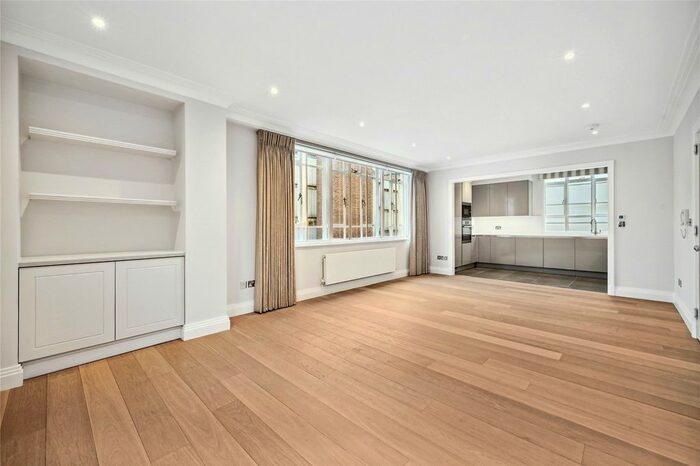 2 Bedroom Flat To Rent In Marland House, - Sloane Street, London, SW1X