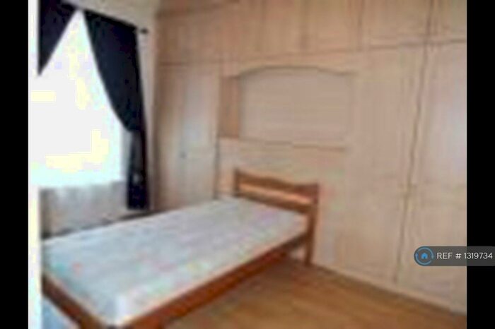 2 Bedroom Terraced House To Rent In Vauxhall Road, Sheffield, S9