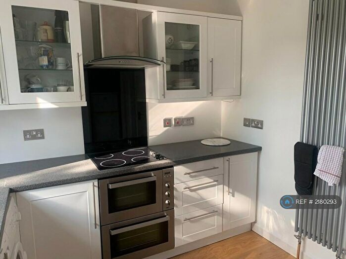 1 Bedroom Flat To Rent In Exeter Road, London, NW2