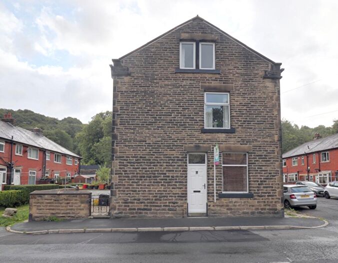 2 Bedroom End Of Terrace House For Sale In Hollins Road, Todmorden, OL14