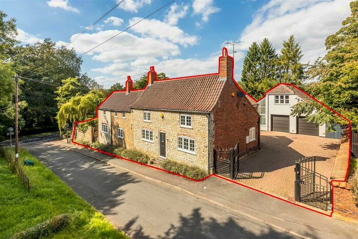 4 Bedroom Detached House For Sale In Chapel Lane, Harmston, Lincoln, LN5