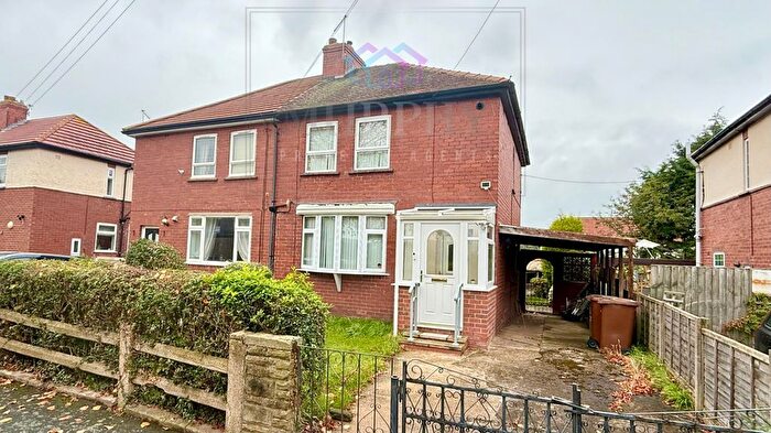 3 Bedroom Semi-detached House For Sale In Thorpegate Estate, Badsworth, Pontefract, West Yorkshire, WF9