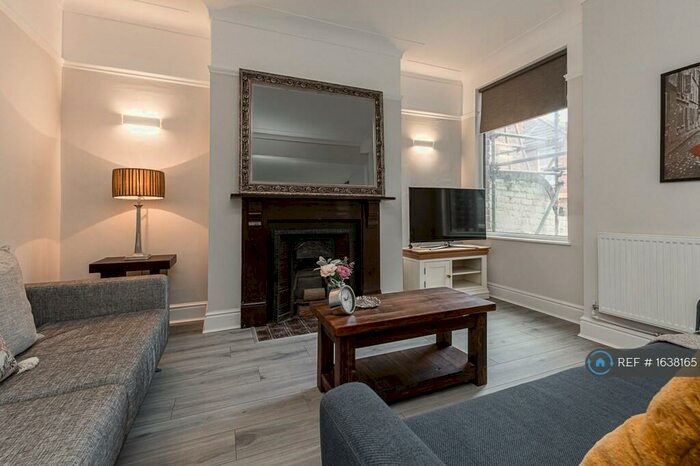 7 Bedroom Terraced House To Rent In Peterborough Road, Liverpool, L15