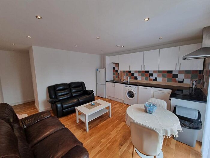 1 Bedroom Flat To Rent In Montague Road, Croydon, CR0