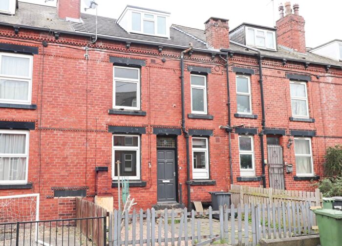 2 Bedroom Terraced House To Rent In Cecil Grove, Armley, Leeds, LS12