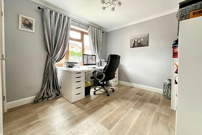 4 Bedroom Detached House For Sale In Tyers Close, Thurlaston, Leicester, LE9