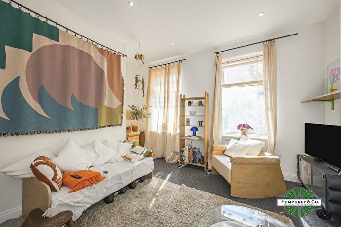 1 Bedroom Flat To Rent In Higham Hill Road, London, E17