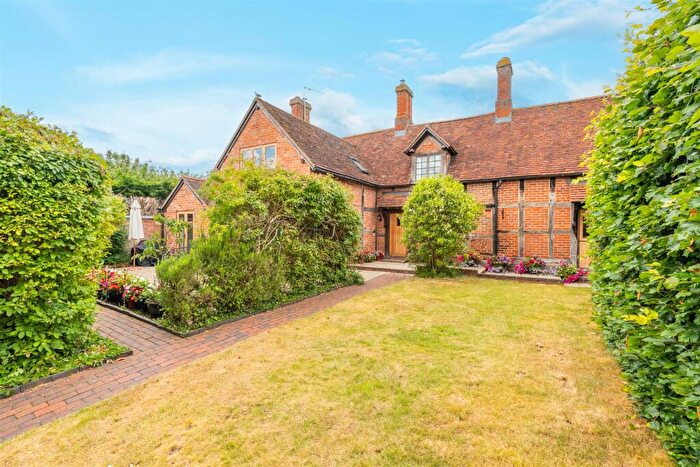 5 Bedroom Cottage For Sale In Main Street, Norton Lindsey, Warwick, CV35