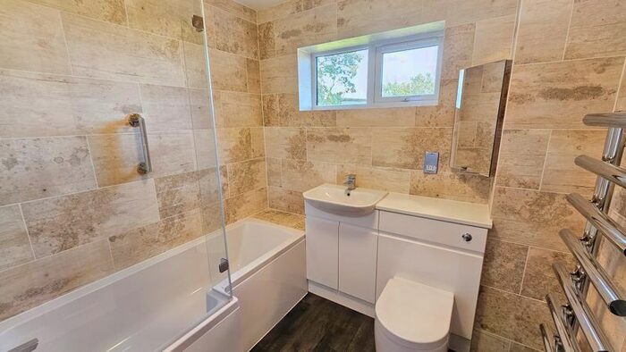 1 Bedroom Flat For Sale In Chairborough Road, Cressex Business Park, High Wycombe, HP12