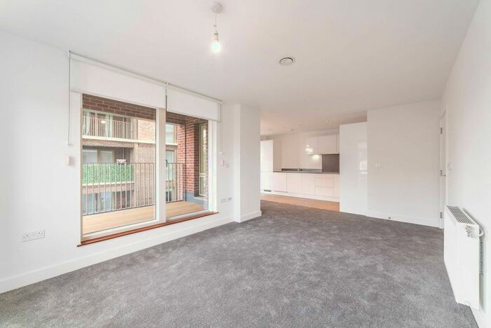 3 Bedroom Flat To Rent In Gayton Road, Harrow, HA1
