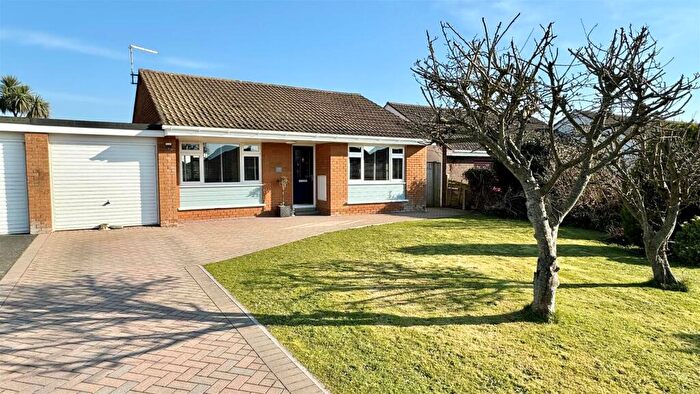3 Bedroom Bungalow For Sale In The Fairway, Braunton, EX33