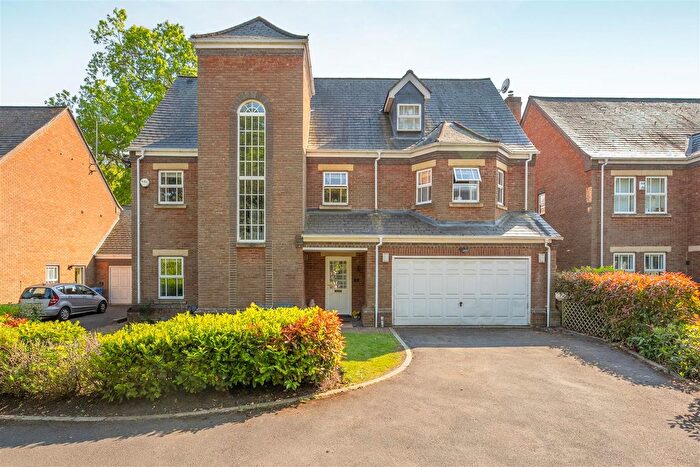 6 Bedroom Detached House To Rent In Claver Drive, Sunninghill, SL5