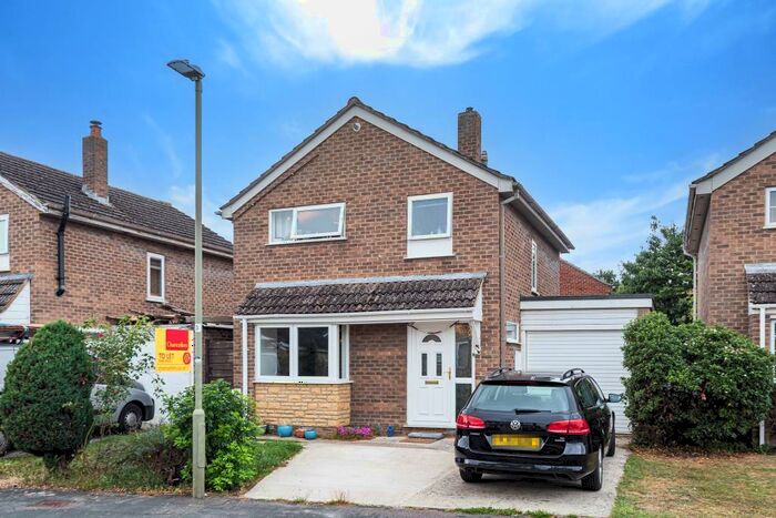 3 Bedroom Detached House To Rent In Kidlington, Oxfordshire, OX5