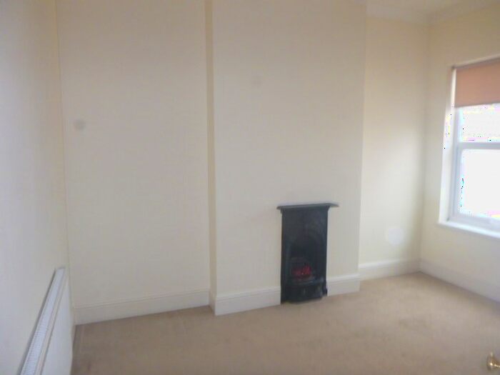 Houses to rent in Halton Way, Grimsby, DN34