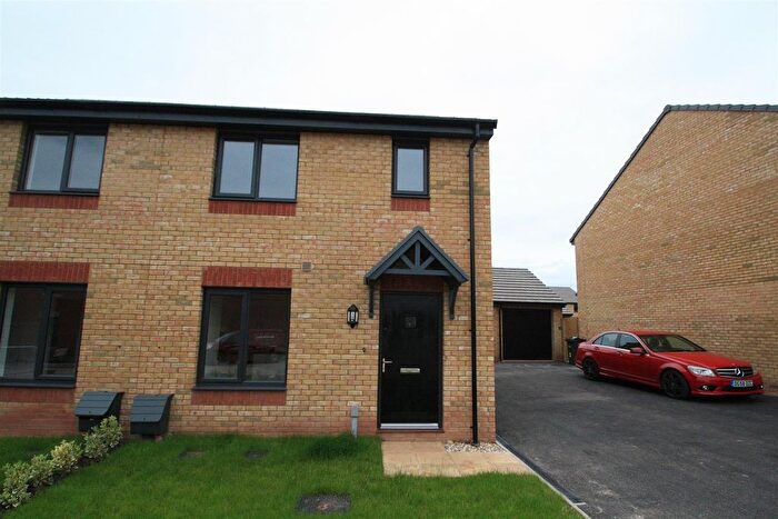 3 Bedroom Semi Detached House To Rent In Gould Road, Exeter, EX1