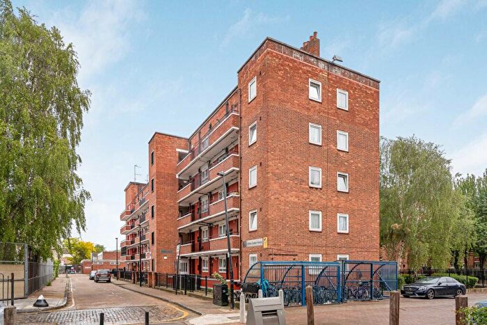 2 Bedroom Apartment For Sale In Hunton Street, London, E1