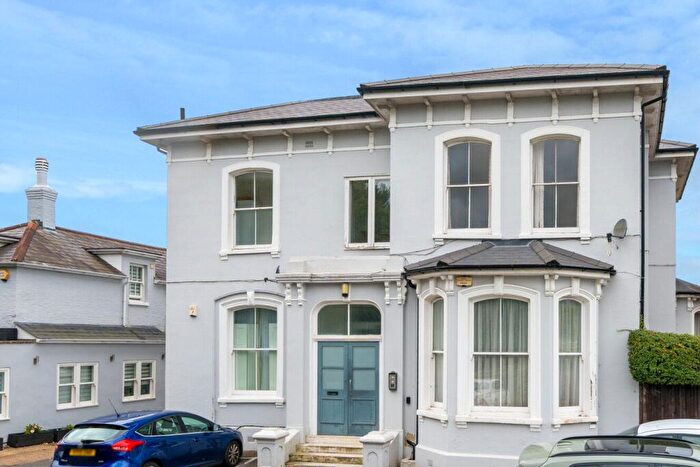 2 Bedroom Flat For Sale In Southborough Road, Bromley, Kent, BR1