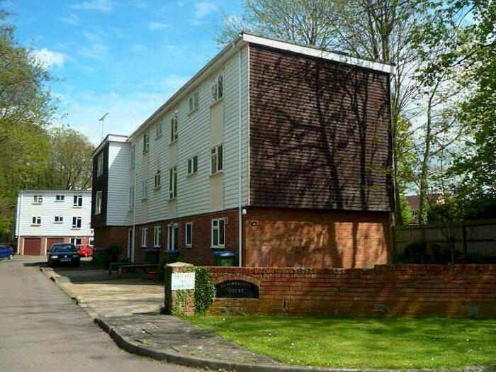 1 Bedroom Apartment To Rent In Blackbridge Court, Horsham, RH12