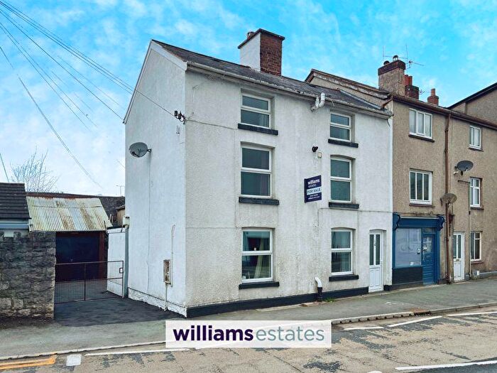 3 Bedroom Terraced House For Sale In Llanfair Road, Ruthin, LL15