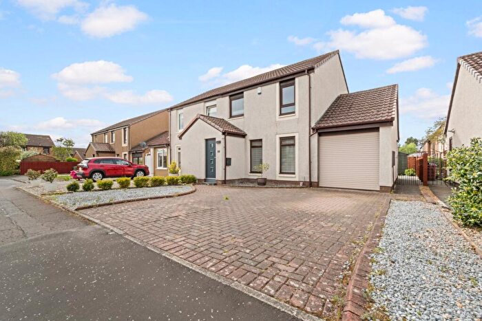 3 Bedroom Semi-Detached House For Sale In Redpath Drive, Falkirk, FK2