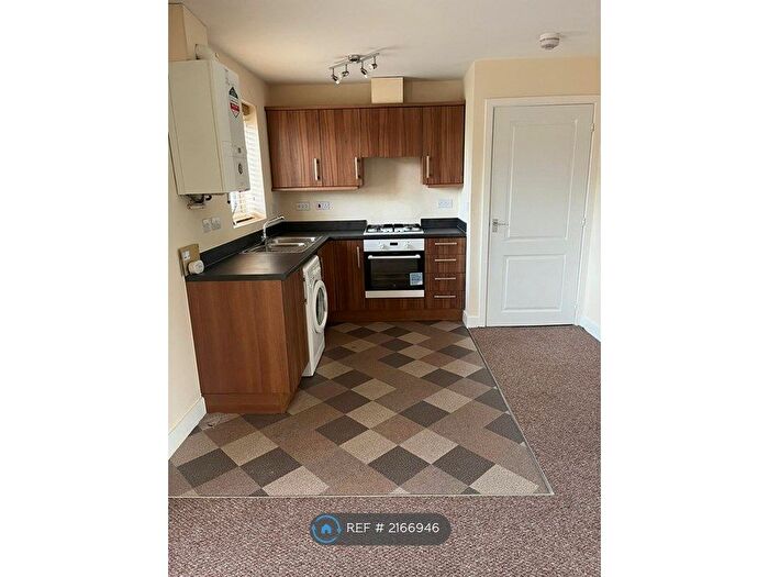 2 Bedroom Flat To Rent In Lostock Lane, Lostock, Bolton, BL6