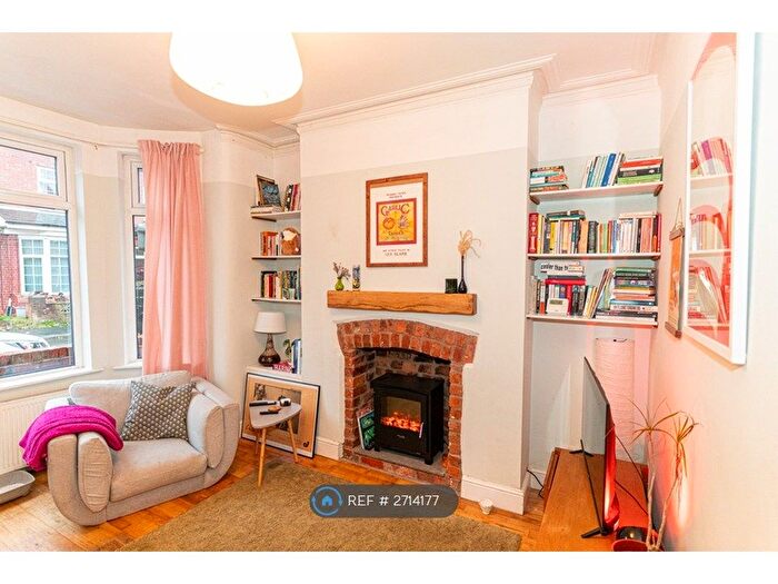 3 Bedroom Terraced House To Rent In Pascal Street, Manchester, M19