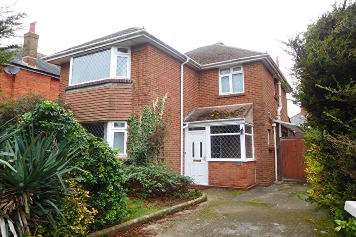 4 Bedroom House To Rent In Bedroom House In Winton, BH9