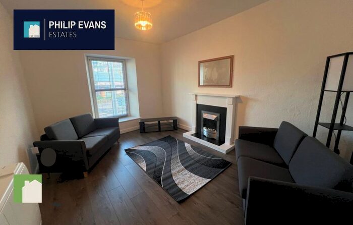 3 Bedroom Flat To Rent In Flat, North Parade, Aberystwyth, SY23