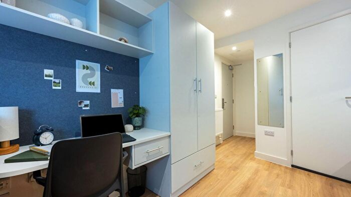 Studio To Rent In St James Boulevard, Newcastle Upon Tyne, NE4