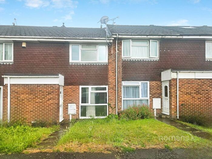 3 Bedroom Property To Rent In Severn Crescent, Slough, Berkshire, SL3
