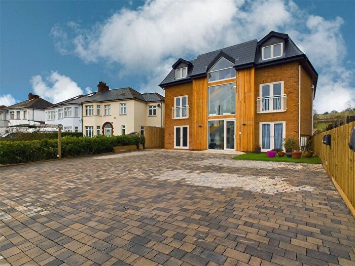 3 Bedroom Flat For Sale In Tregarn Road, Langstone, Newport, NP18