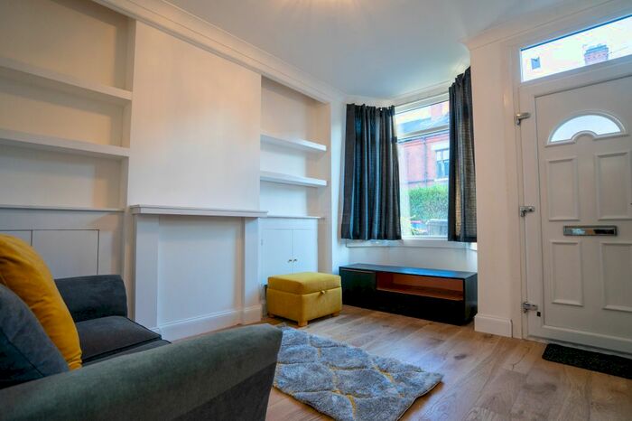 2 Bedroom Terraced House To Rent In Clarendon Park Road, Leicester, LE2