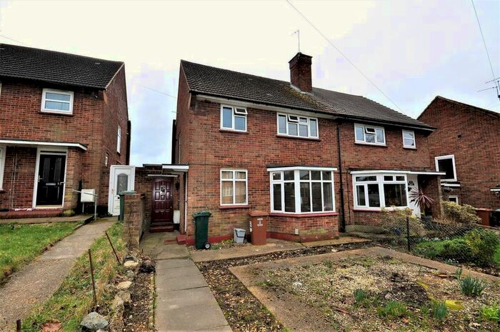 3 Bedroom Semi-Detached House To Rent In Hazelwood Lane, Abbots Langley, WD5