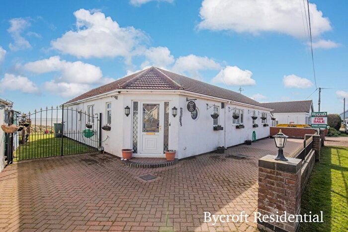 4 Bedroom Detached Bungalow For Sale In Long Beach Estate, Hemsby, NR29
