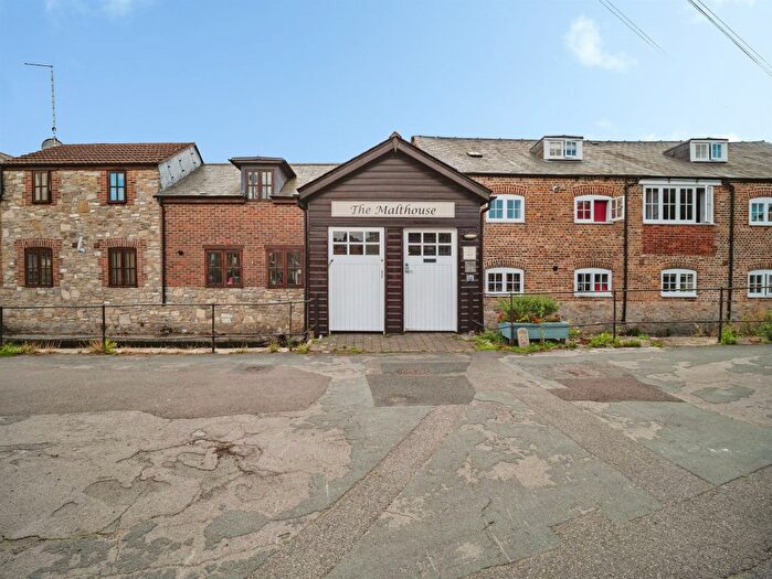 2 Bedroom Terraced House For Sale In London Road, Dorchester, DT1