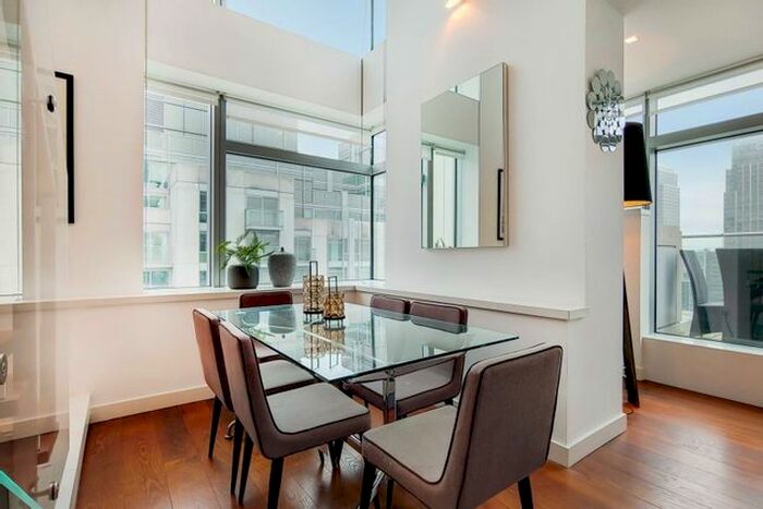 2 Bedroom Flat To Rent In Pan Peninsula Square, Canary Wharf, London, E14